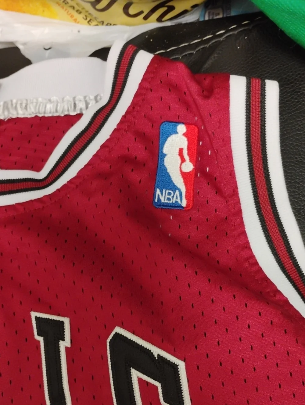 VINTAGE NIKE AUTHENTIC CHICAGO BULLS MICHAEL JORDAN #23 JERSEY SZ SMALL